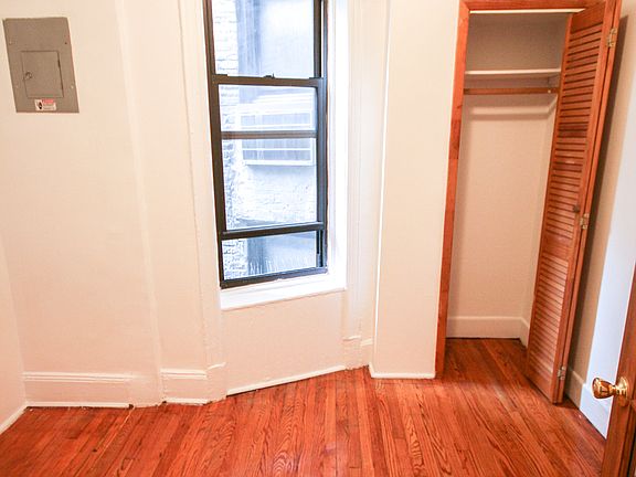 5th image of 11 Jones St APT 15