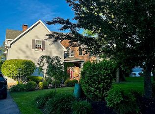 10 Lissa Ln, Sugarloaf, PA 18249