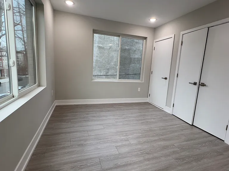 649-1 N 35th St #201 — Photo 17