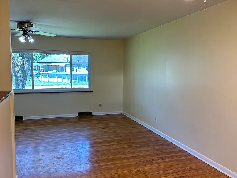 405 Fir St — Photo 8