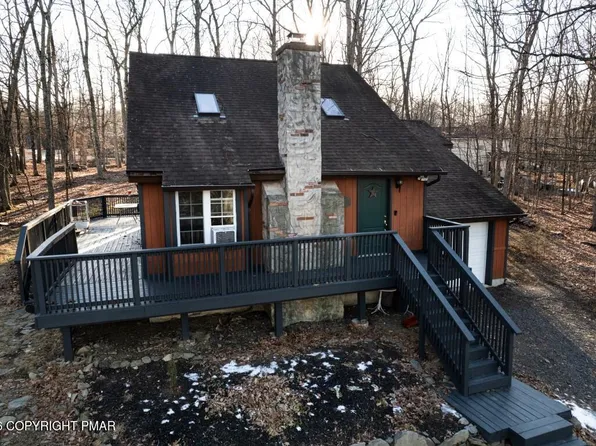 143 Totteridge Rd, Bushkill, PA 18324