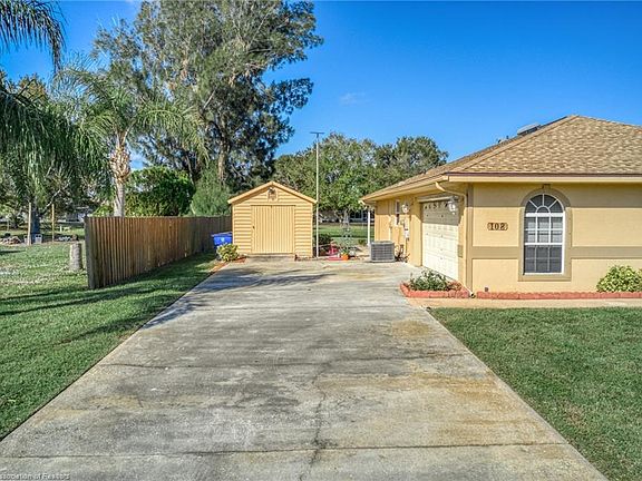 4th image of 102 Glen Mar Cir