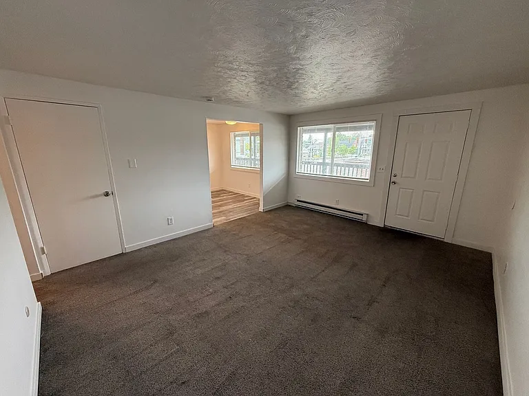 911 E Indiana Ave Apartments! — Photo 3