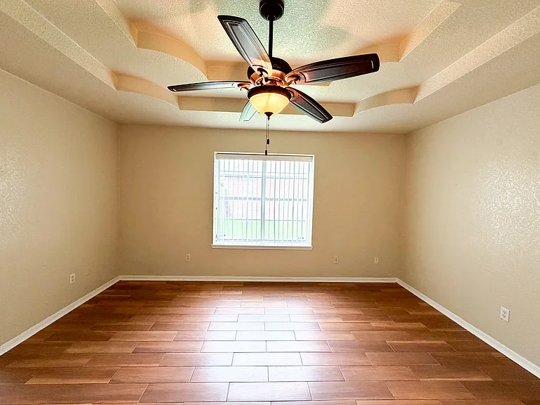 4512 Crested Butte Dr — Photo 24