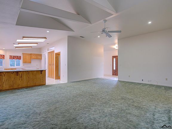 5th image of 17025 Kirkland Dr