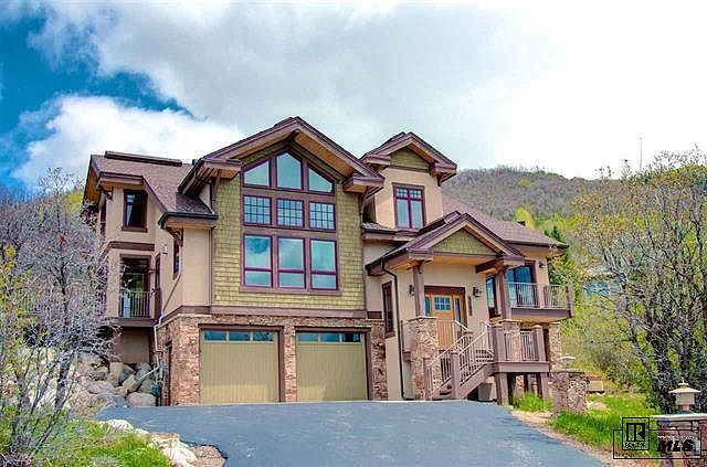 1st image of 3105 Laurel Ln