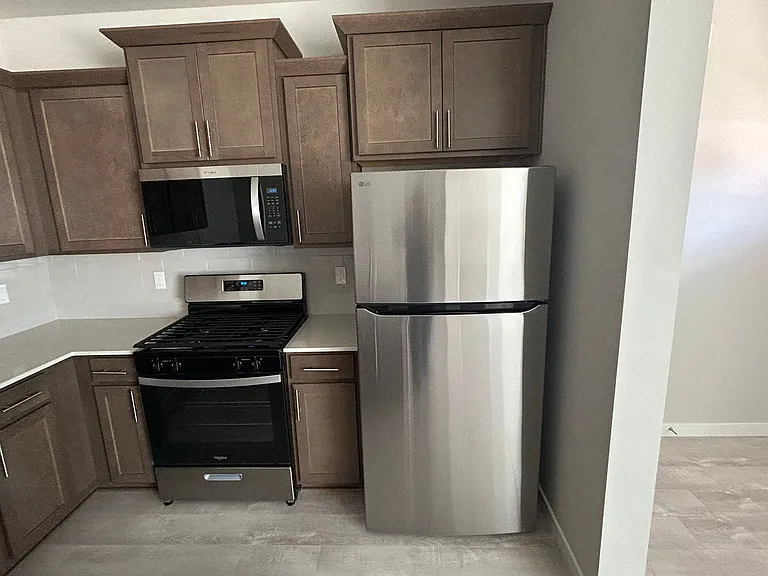 2157 36th Ave — Photo 9