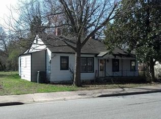 705 Smith Ave, Lexington, NC 27292