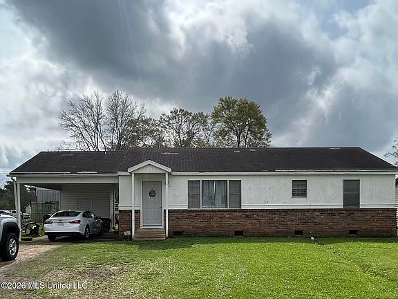 2nd image of 110 Main St