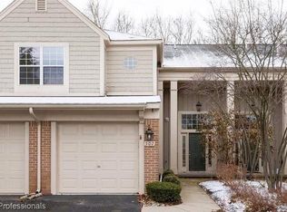 502 Newburne Pointe #45, Bloomfield Hills, MI 48304