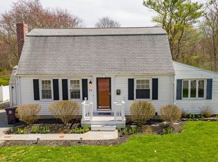73 Neck St, Weymouth, MA 02191