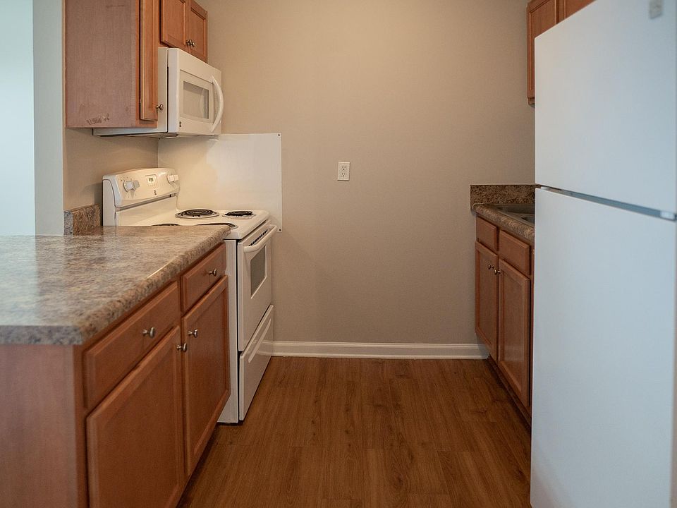 Standard Kitchen