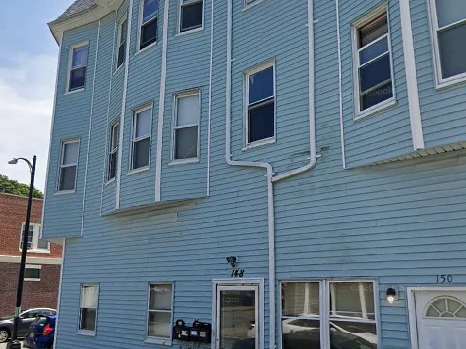 146 Arnold St #2