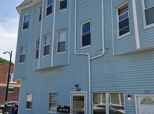 146 Arnold St #2, New Bedford, MA 02740