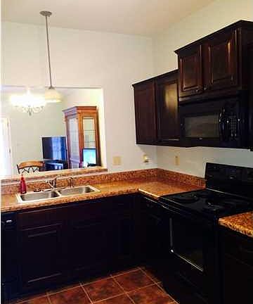 4th image of 2 Townhouse Cv #2