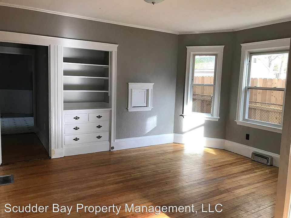 1st image of 99 Laurel Ave #3