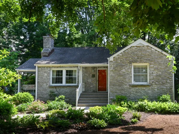 4003 Auburn Ln, Nashville, TN 37215