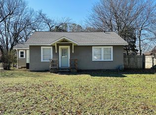 1780 S Washington St, Siloam Springs, AR 72761