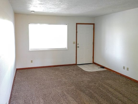 4th image of 1136 Fairmount Ave S APT 11
