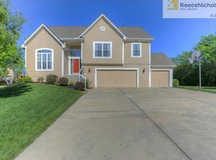 2409 SW Coldwater Cir, Lees Summit, MO 64082