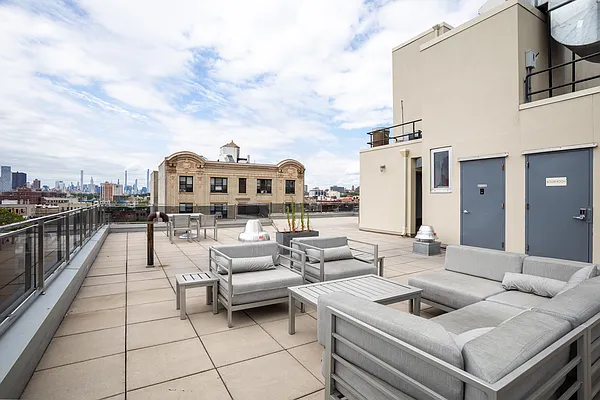 Rented by Bond New York | media 20