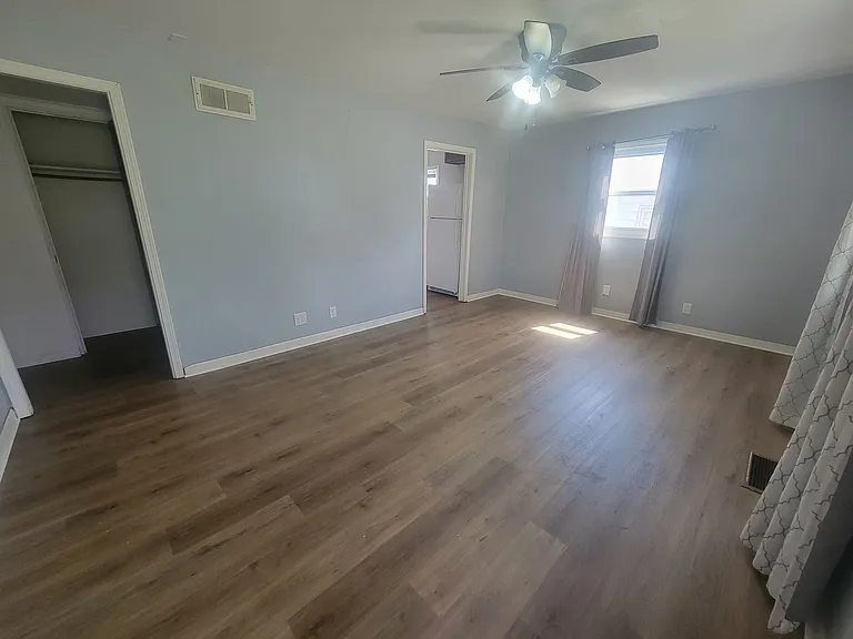 4020 N Bryer Pl — Photo 2