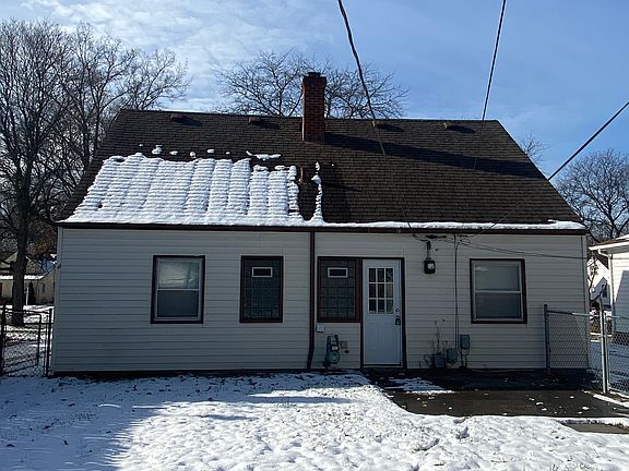 2nd image of 6825 Beresford Ave