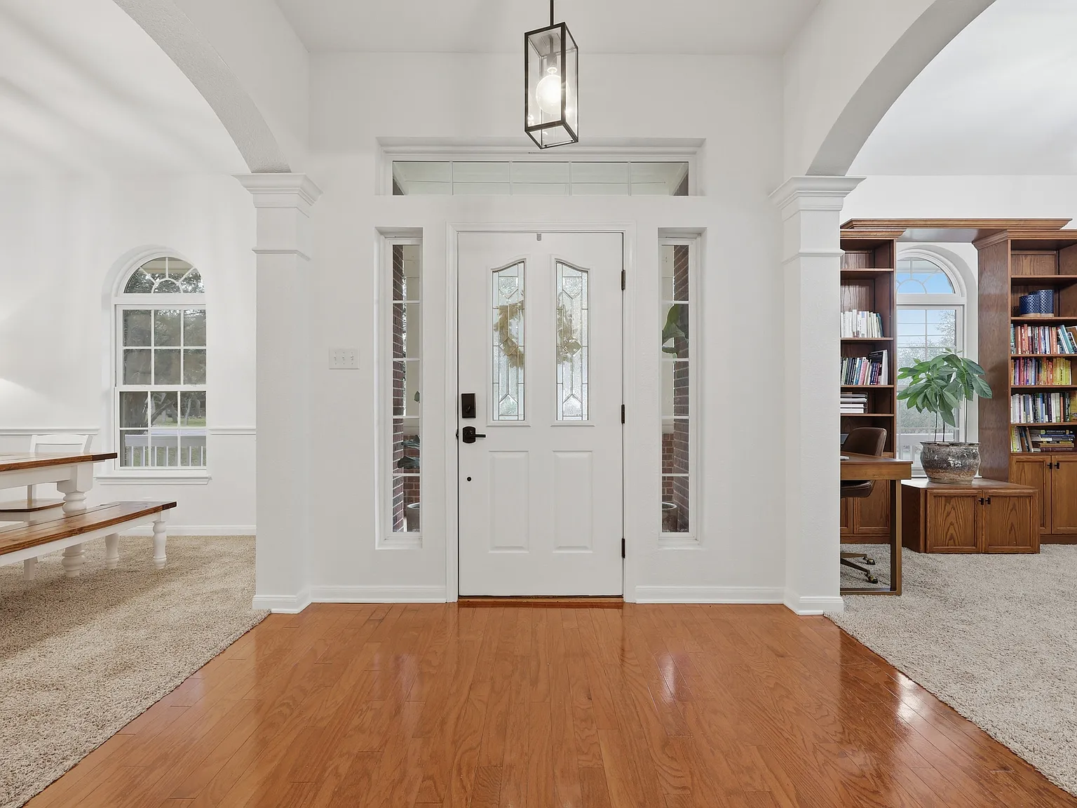 3 bed, 2403 sqft, $3,500 — Photo 3