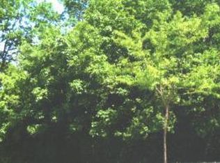 6776 W Edgerton Ave, Greenfield, WI 53220