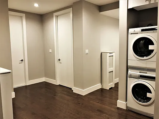 Rented by Bruma Realty LLC | media 6