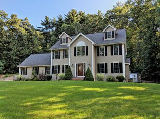 118 Carlisle Rd, Westford, MA 01886
