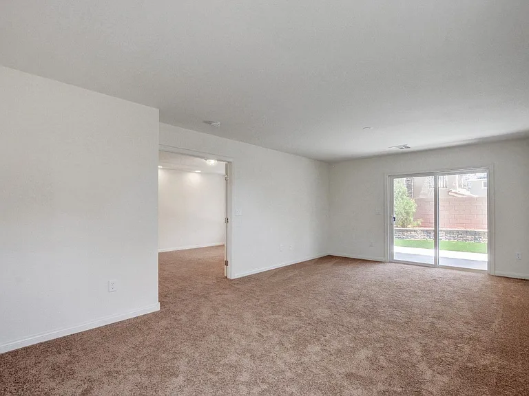 9824 Grey Sands St — Photo 18