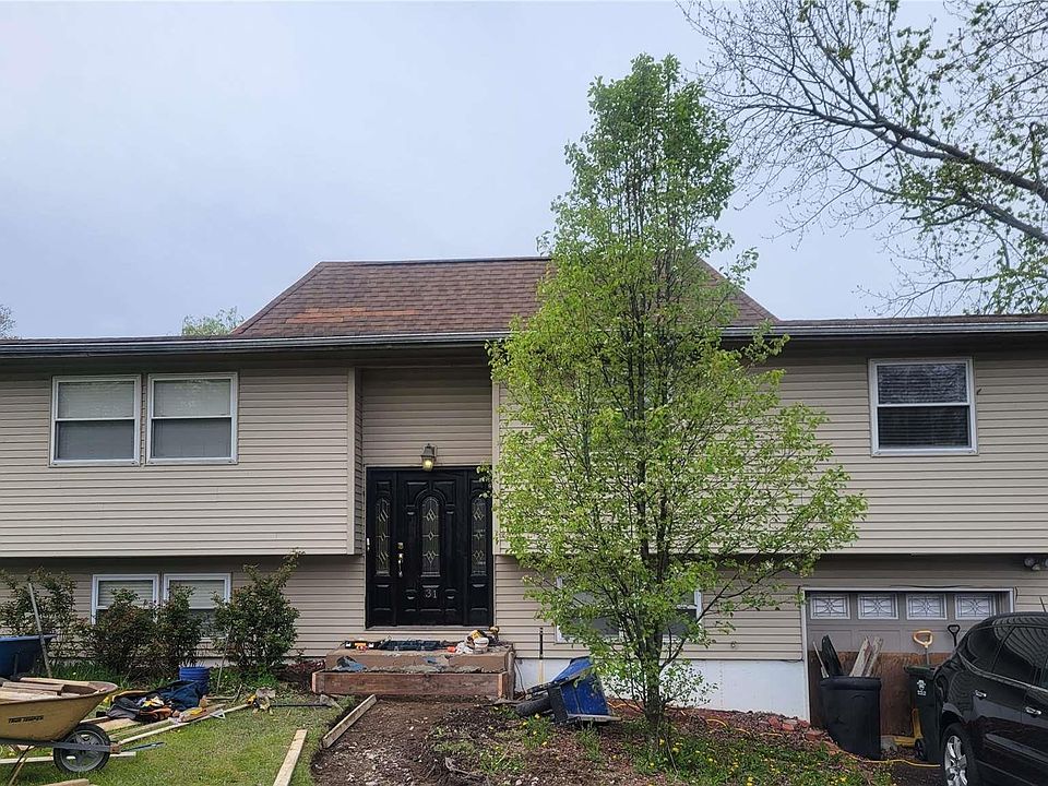 1st image of 31 Larchwood Drive