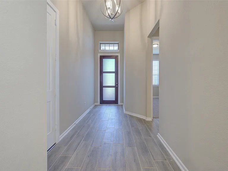 4203 Maple Glen Dr — Photo 8