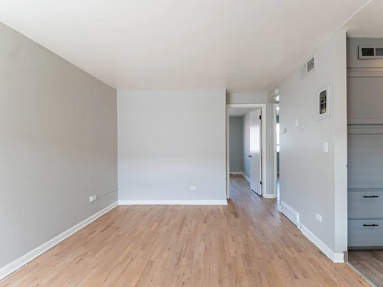 1415 Kingston St — Photo 8