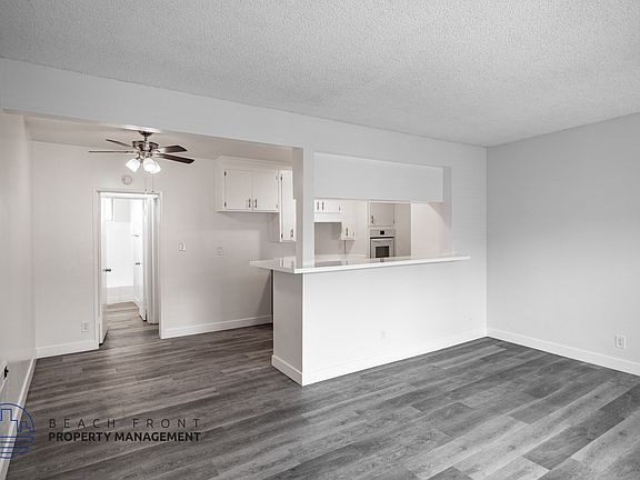 2nd image of 3615 Elm Ave #60517174