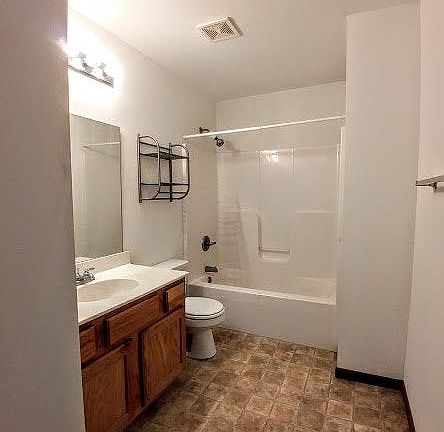 4th image of 5512 Valley View Dr