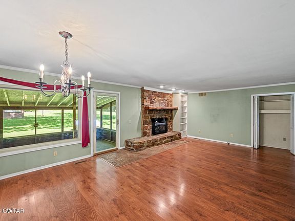 5th image of 8932 Mount Carmel Rd