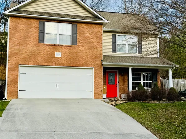 1118 Gilbert Station Ln, Knoxville, TN 37932