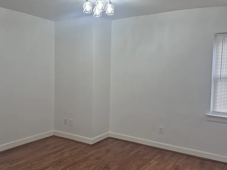 2063 Beechmont Ave #4 — Photo 15