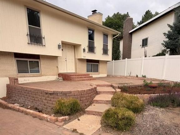 4th image of 5260 Redondo Cir