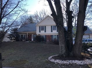 2030 Durand Dr, Reston, VA 20191