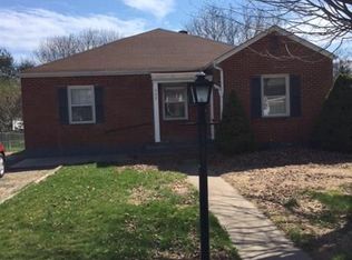 702 Westover Dr, Staunton, VA 24401