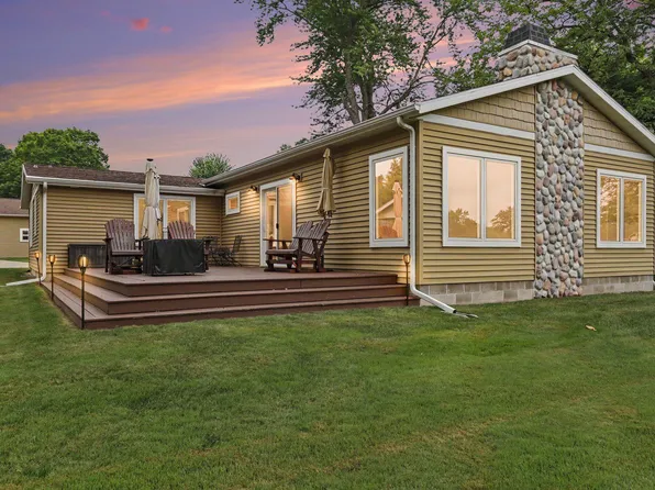 47498 84th Ave, Decatur, MI 49045