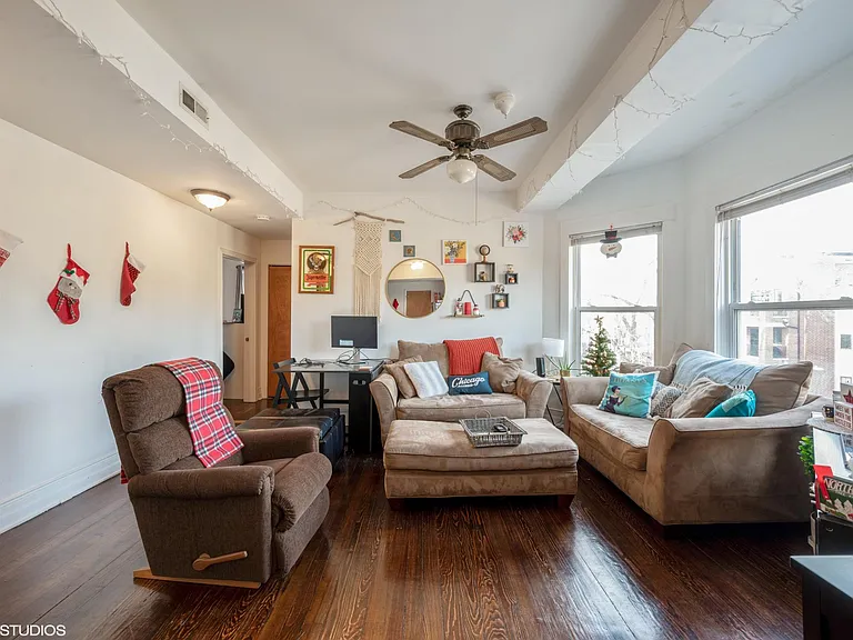 1149 W Cornelia Ave #3W — Photo 3