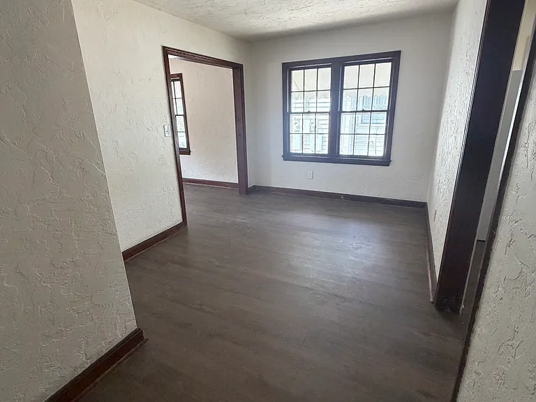 228 NW 4th Ave — Photo 12
