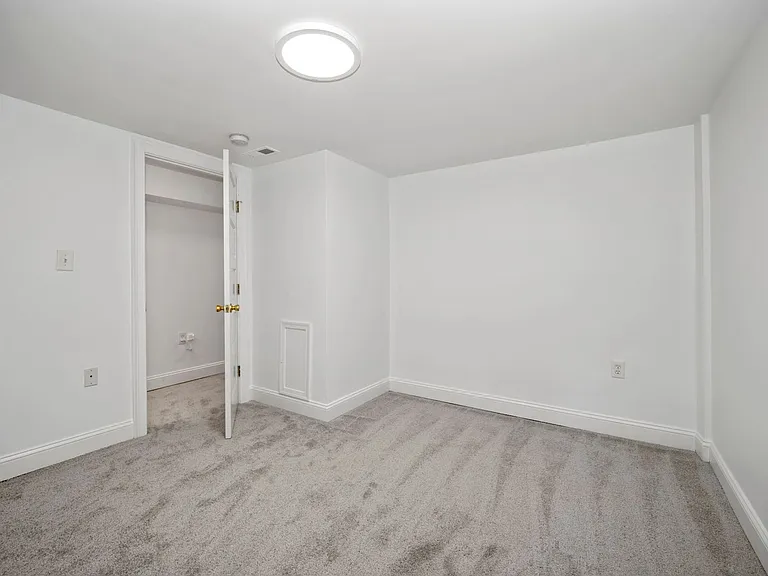 1755 T St NW #2 — Photo 20