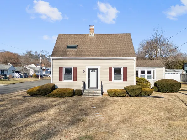 54 Battis Road, Hamden, CT 06514