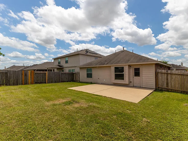 22414 Guston Hall Ln — Photo 5