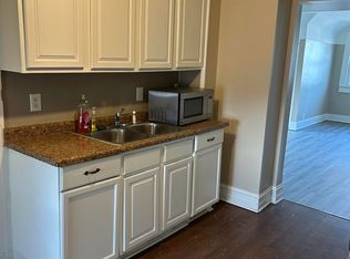 8074 Jackson Ave #U, Warren, MI